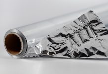 Trik s folijom o kojem svi pričaju: Rješava vlagu, žohare i neugodne mirise