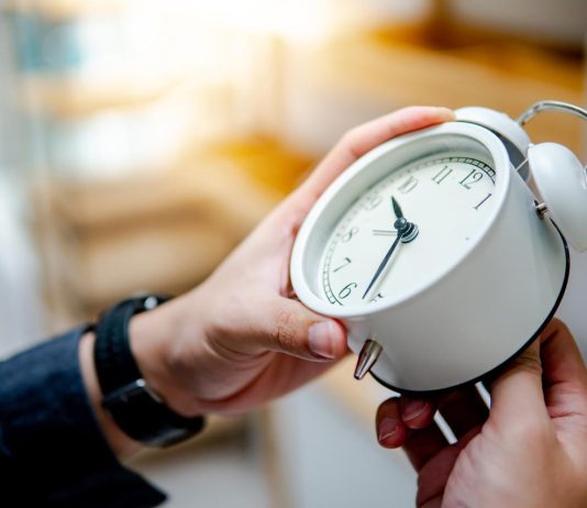 Ove godine ljetno računanje vremena stiže ranije, a evo zašto