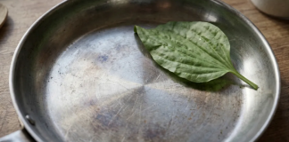 Obnovite tavu za 5 minuta: jednostavan kućni lijek za vraćanje nelepljivih svojstava