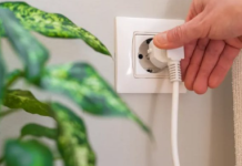 Grmljavina može da se pojavi za sekundu: Uređaj koji morate ODMAH isključiti iz utičnice, a nije televizor