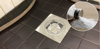 Sipanje krupne soli u odvod tuša: zašto je to potrebno i zašto to vodoinstalateri preporučuju?