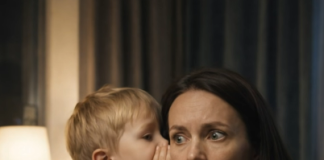 Navečer me moj petogodišnji sin zagrlio i šapnuo mi na uho: Kad si na poslu, odande izađe neka teta i ona i tata se igraju bolnice, — pokazao je…