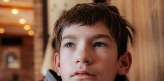 “Majka me rodila u 14. godini i ostavila u porodilištu: Tek kad sam uradio DNK i saznao ko mi je otac, shvatio sam zašto me je mrzela iz dna duše”