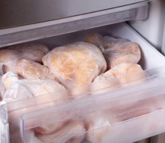 Ovako odmrzavate meso za 5 MINUTA: Da sam bar ranije znao ovaj trik!