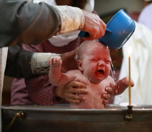 Ovo su nehrišćanska imena koja crkva ne prihvata: Trenutno su najpopularnija i Srbi ih uporno daju deci