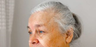 “Imam 67 godina i živim sama, pitala sam djecu da se doselim kod njih, ali odbili su”: Evo šta joj je psiholog savjetovao