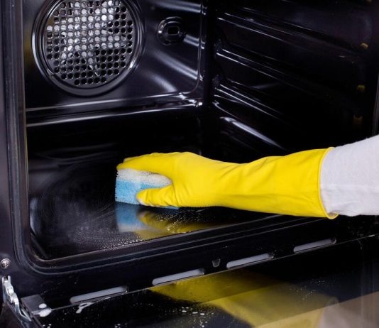 POTOPILA je kore od pomorandži u SIRĆE! Kada vidite ŠTA je dobila, stalno ćete ga koristiti!