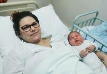 KADA SE RODIO, ČITAV BALKAN JE ZANIJEMIO! Kako danas izgleda BEBA DŽIN iz Milanovca: Sa 5 mjeseci imao 10kg, ima i HIT NADIMAK (FOTO) KADA SE RODIO, ČITAV BALKAN JE ZANIJEMIO! Kako danas izgleda BEBA DŽIN iz Milanovca: Sa 5 mjeseci imao 10kg, ima i HIT NADIMAK (FOTO) - featured image