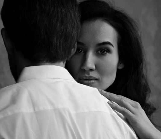 Noć prije našeg vjenčanja, moj zaručnik me pogledao u oči i rekao: „Moji roditelji su našli nekog boljeg za mene.“