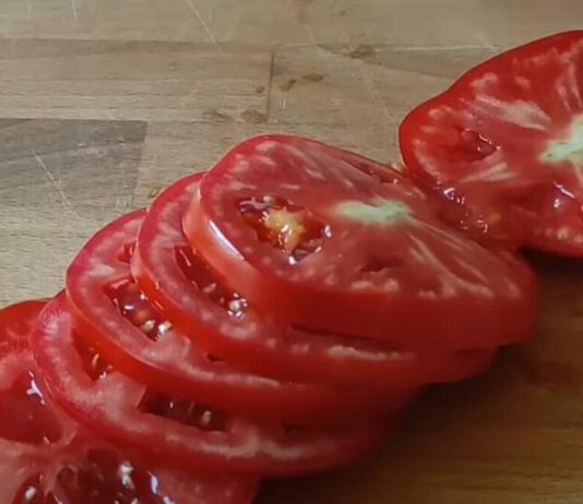 KO NE SME NIPOŠTO DA JEDA PARADAJZ? Ako se lečite od ovih bolesti, BACITE GA ODMAH, nije vredan vašeg ZDRAVLJA