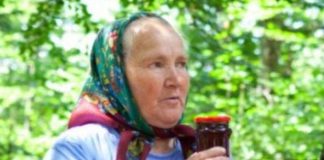 Baka (75) puca od zdravlja: Pijem ovo i imam pritisak i šećer bolji nego omladina! (RECEPT) Baka (75) puca od zdravlja: Pijem ovo i imam pritisak i šećer bolji nego omladina! (RECEPT) - featured image
