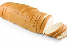 Nikako ne kupujte sečeni hleb u kesi: Evo na šta treba obratiti pažnju