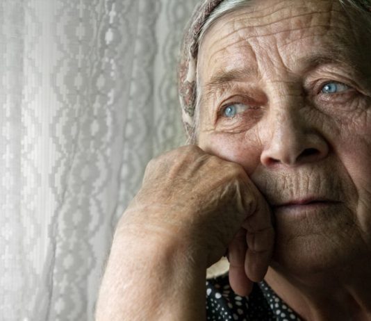 Ako ne želite provesti starost sami, zapamtite ova 3 pravila koja mijenjaju sve, tvrdi poznati psiholog