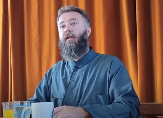 Ovo je prva stvar koju đavo uradi kad uđe u čoveka, a da nije ni svestan: Upozorava otac Predrag Popović