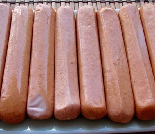 Znate li od čega se rade hrenovke? Ovo bi svakako trebalo znati