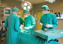 Zašto su hirurške uniforme uvek u plavoj ili zelenoj boji: Postoji važan razlog