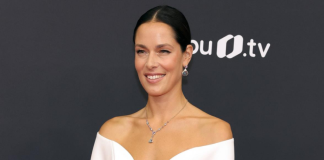 ANA IVANOVIĆ SE UDAJE ,POGELDAJTE KAKAV JE SKANDAL ŠVAJNI NAPRAVIO KAD JE VIDIO KO JE U PITANJU: A i vi ćete ostat u šoku!!! Ana je ubola jakpot (FOTO)
