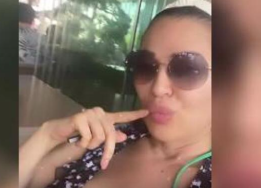 “Ceca slučajno objavila snimak u zagrljaju novog partnera sa jahte pa brže bolje obrisala.” Sada je kasno, svi su u soku, sve na Instagramu bilo!