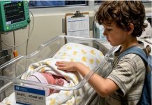 Osam najpoznatijih doktora u zemlji proveli su sate pokušavajući da spase sina milijardera, ali su u nekom trenutku čak i oni prestali da vjeruju da dječak može biti vraćen u život… a onda je beskućnik sa ulice slučajno ušlo u bolničku sobu i primijetilo jedan mali detalj koji nijedna odrasla osoba nije vidjela…