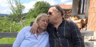 Simptomi bolesti od koje je umrla žena Halida Bešlića: Pevač je po boji kože znao da ima rak